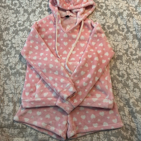 Pink and White Heart Pajama/Lounge Set - Picture 6 of 9